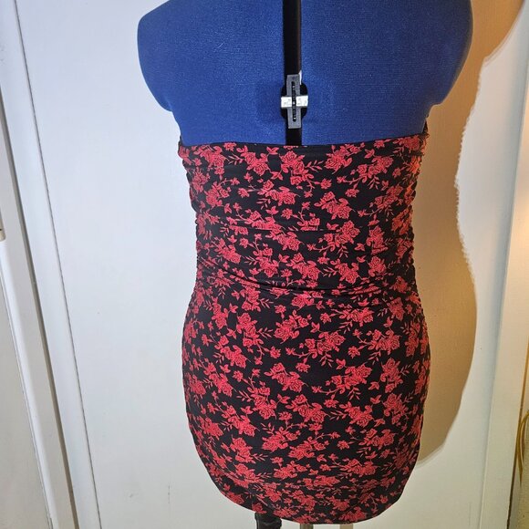 Express Red and Black Halter Dress, Sz L - Picture 8 of 8